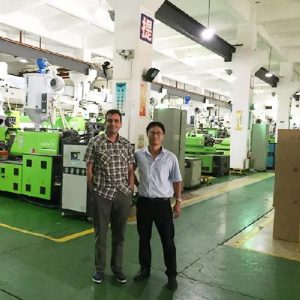 800600客户1 300x300