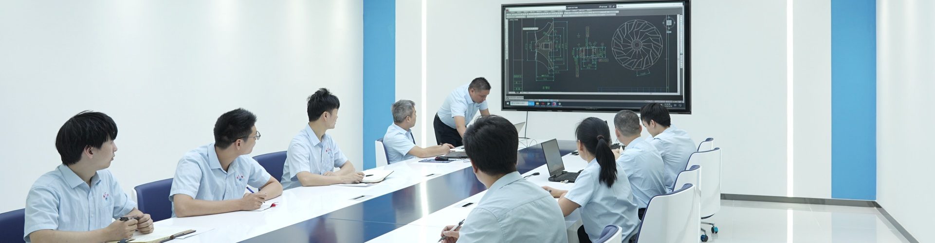 LANCIE Hong Kong team coordinating five-axis machining projects with global customers